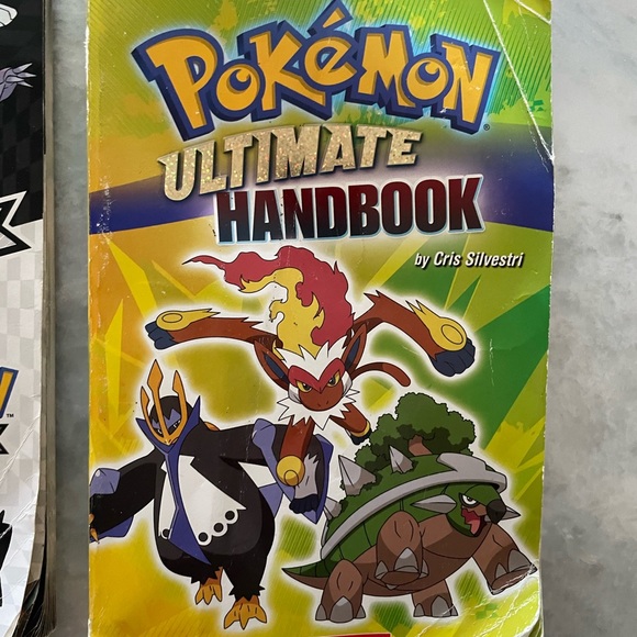 POKEMON SCHOLASTIC HANDBOOK Bundle of 2 - Picture 3 of 8